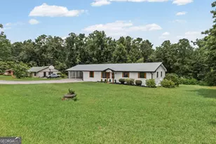 104 Belleau Woods Dr, Newnan, GA 30263 - Photo 2