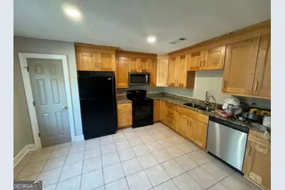 37 McIntosh Parkway, Newnan, GA 30263 - Photo 2