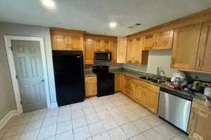 37 McIntosh Pkwy, Newnan, GA 30263 - Photo 2