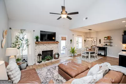 104 Kingston Circle, Carrollton, GA 30117 - Photo 4