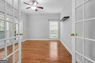 235 Manor Dr, Fayetteville, GA 30215 - Photo 10