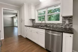 3148 Roberts Rd, Duluth, GA 30096 - Photo 8