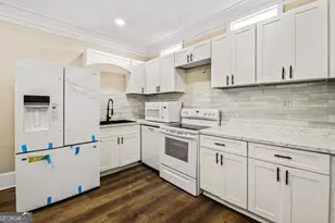 684 S Elizabeth Pl NW, Atlanta, GA 30318 - Photo 6