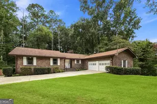330 Sharon Dr, Fayetteville, GA 30214 - Photo 1