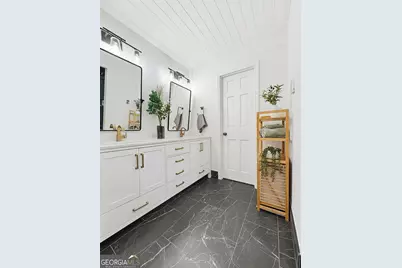 330 Sharon Drive, Fayetteville, GA 30214 - Photo 12