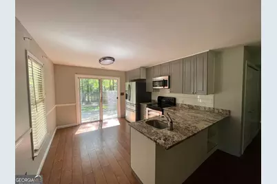 61 Clearwater Road, Sharpsburg, GA 30277 - Photo 4