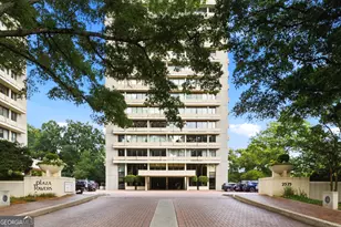 2575 Peachtree Rd NE 2E, Atlanta, GA 30305 - Photo 1