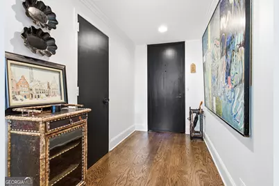 2575 Peachtree Rd NE 2E, Atlanta, GA 30305 - Photo 4