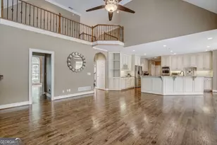 9485 Nesbit Lakes Dr, Alpharetta, GA 30022 - Photo 10