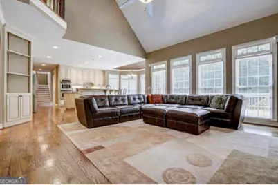 9485 Nesbit Lakes Drive, Alpharetta, GA 30022 - Photo 10