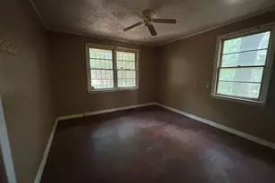 1191 Baker Dr, Macon, GA 31206 - Photo 10