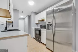 9202 Fairway Ct, Riverdale, GA 30274 - Photo 8
