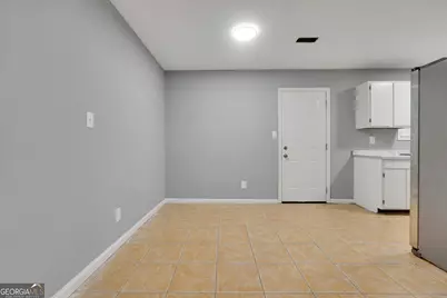 9202 Fairway Court, Riverdale, GA 30274 - Photo 6
