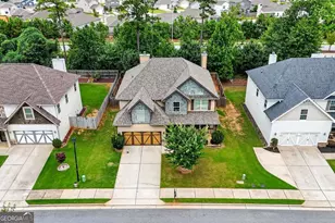 217 Cliffhaven Cir, Newnan, GA 30263 - Photo 4