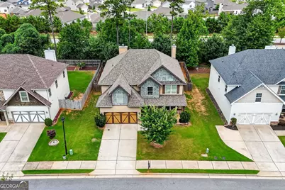 217 Cliffhaven Circle, Newnan, GA 30263 - Photo 4