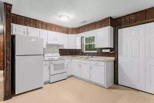 721 W 9th St, Rincon, GA 31326 - Photo 16