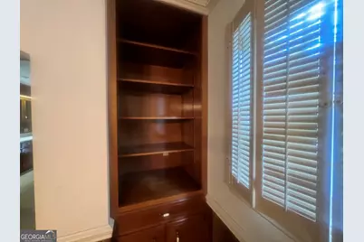 127 W Stuart Avenue, Lyons, GA 30436 - Photo 10