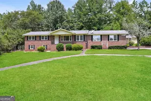 192 Sun Valley Dr, Macon, GA 31211 - Photo 1