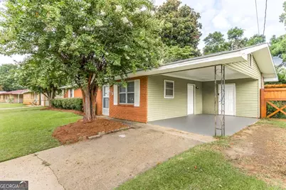 213 Debra Drive, Warner Robins, GA 31088 - Photo 2