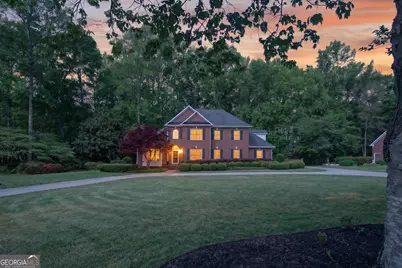 290 Youngs Circle, Fayetteville, GA 30215 - Photo 2