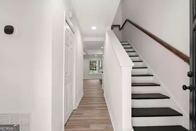 4147 N Gloucester Place, Atlanta, GA 30341 - Photo 2