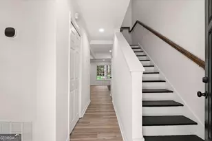 4147 N Gloucester Pl, Atlanta, GA 30341 - Photo 2