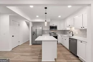 4147 N Gloucester Pl, Atlanta, GA 30341 - Photo 4
