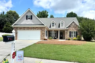 204 Magnolia St, Senoia, GA 30276 - Photo 1