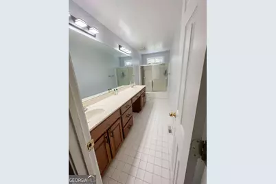 2365 Friars Gate Drive, Lawrenceville, GA 30043 - Photo 18