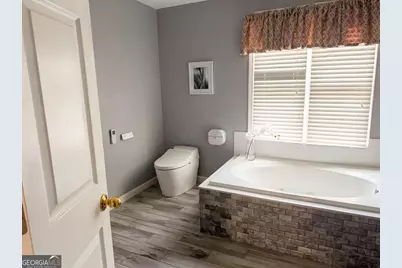 2365 Friars Gate Drive, Lawrenceville, GA 30043 - Photo 14