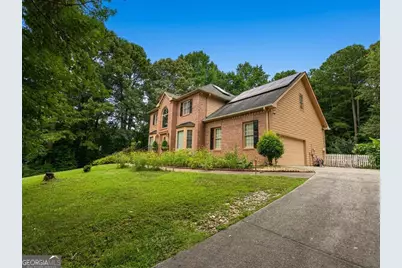 2365 Friars Gate Drive, Lawrenceville, GA 30043 - Photo 2