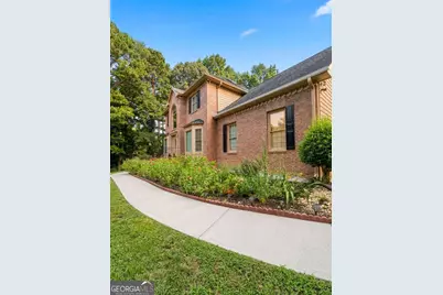 2365 Friars Gate Drive, Lawrenceville, GA 30043 - Photo 4