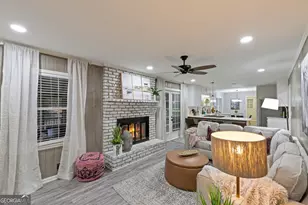 2984 Blackberry Ln, Marietta, GA 30068 - Photo 10