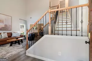 10640 Victory Gate Dr, Johns Creek, GA 30022 - Photo 6