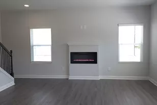 444 N Hill St, Griffin, GA 30223 - Photo 16