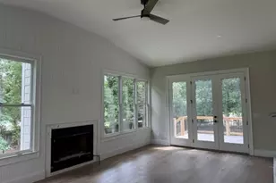 1886 Timothy Dr NE, Atlanta, GA 30329 - Photo 6