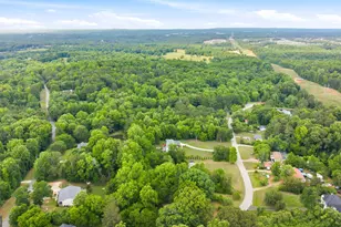 808 Knollwood Dr, Winder, GA 30680 - Photo 56
