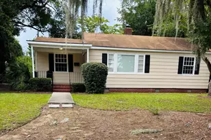 52 S Parkwood, Savannah, GA 31404 - Photo 1