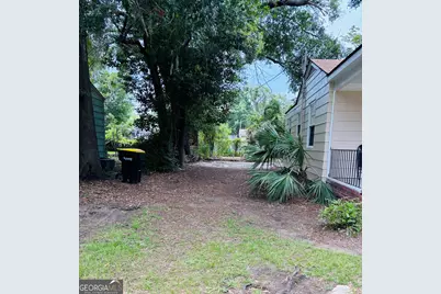 52 S Parkwood, Savannah, GA 31404 - Photo 10