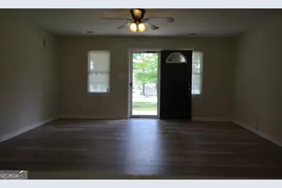 79 N Camp Drive, Byron, GA 31088 - Photo 4