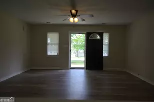 79 N Camp Dr, Byron, GA 31008 - Photo 4