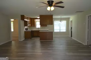 79 N Camp Dr, Byron, GA 31008 - Photo 6