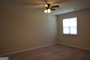 79 N Camp Dr, Byron, GA 31008 - Photo 10