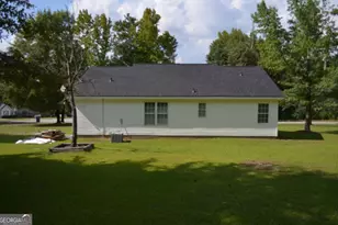 79 N Camp Dr, Byron, GA 31008 - Photo 16