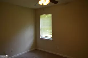 79 N Camp Dr, Byron, GA 31008 - Photo 14