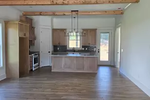 342 Thomas Rd, Fort Oglethorpe, GA 30742 - Photo 2