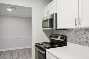 100 Pinhurst Dr, Atlanta, GA 30339 - Photo 2