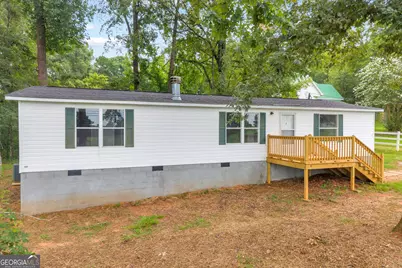 218 Gainesville Street, Carnesville, GA 30521 - Photo 2
