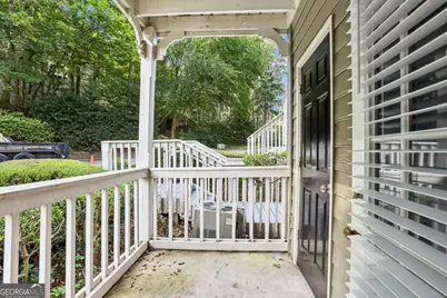 208 Bainbridge Drive, Sandy Springs, GA 30327 - Photo 4