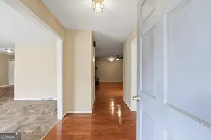 42 Charles St, Toccoa, GA 30577 - Photo 6